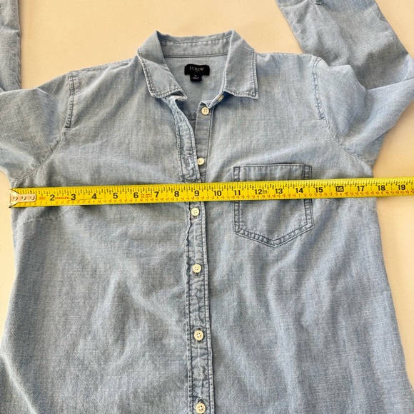 J. Crew Chambray Shirt Signature Fit Women’s S Blue Light Wash Cotton Button Up - Picture 14 of 16
